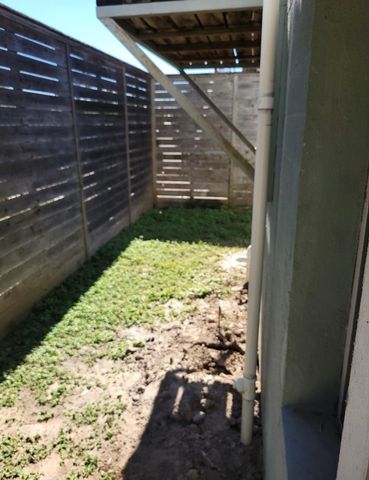 6918 Irvington Blvd A, Houston, TX 77022