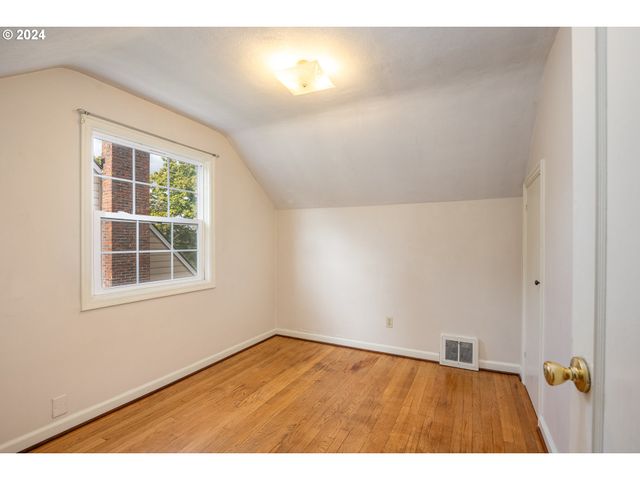 6006 N WILLAMETTE Blvd, Portland, OR 97203