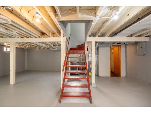 6006 N WILLAMETTE Blvd, Portland, OR 97203