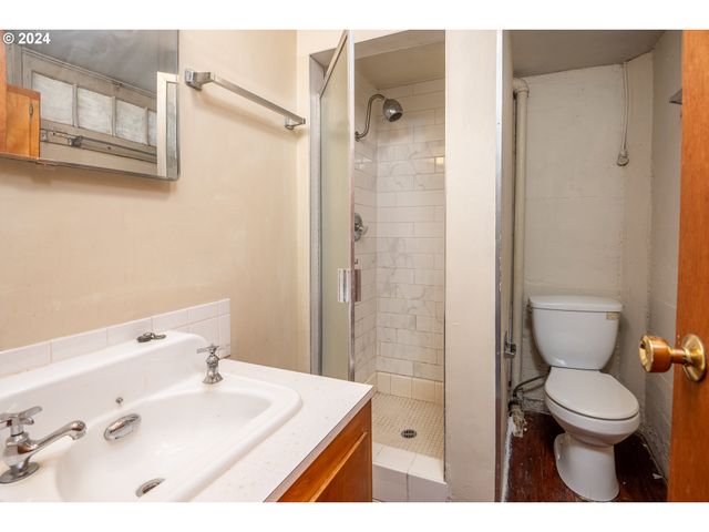 6006 N WILLAMETTE Blvd, Portland, OR 97203