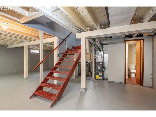 6006 N WILLAMETTE Blvd, Portland, OR 97203