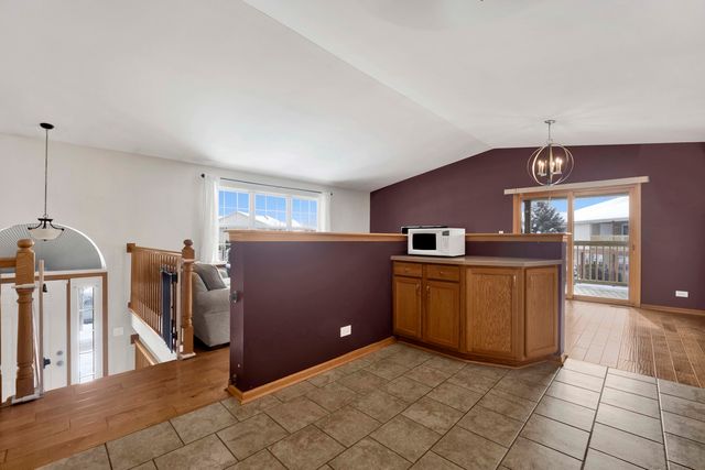 5303 W 109th Street 5303, Oak Lawn, IL 60453