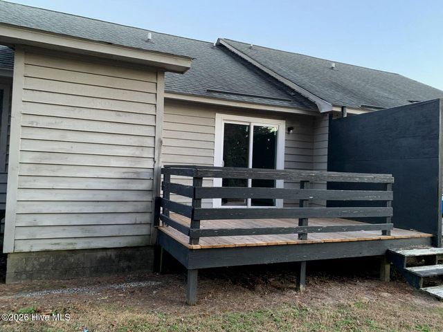 201 Wyndham Circle B, Greenville, NC 27858