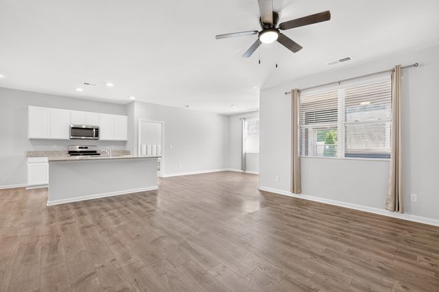 249 William Dylan Dr, Murfreesboro, TN 37129