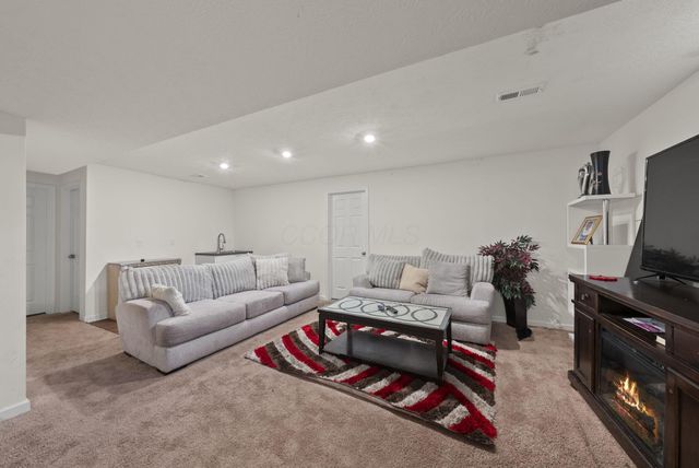 3266 Creek View Trail Court, Columbus, OH 43232