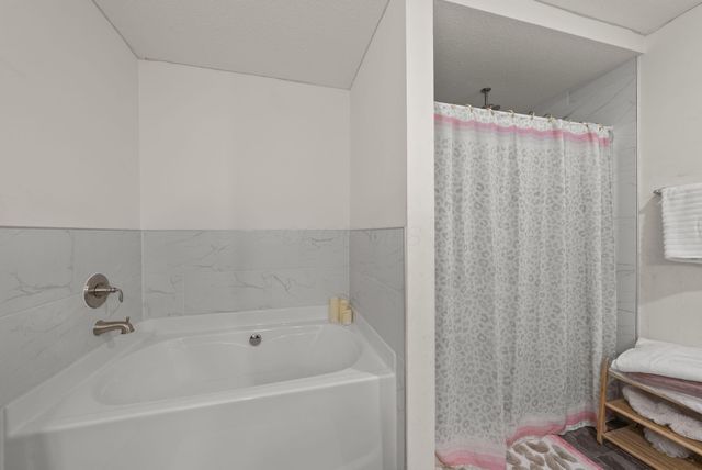 3266 Creek View Trail Court, Columbus, OH 43232