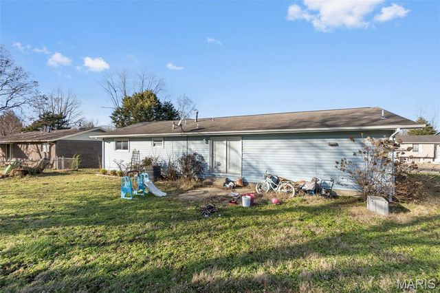 917 Cambridge Drive, Sikeston, MO 63801