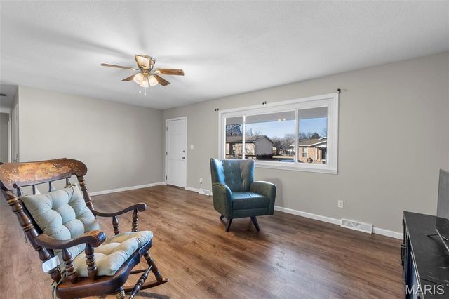 917 Cambridge Drive, Sikeston, MO 63801