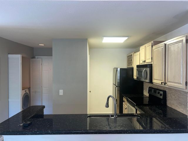 1760 PALM COVE Boulevard 5-305, Delray Beach, FL 33445