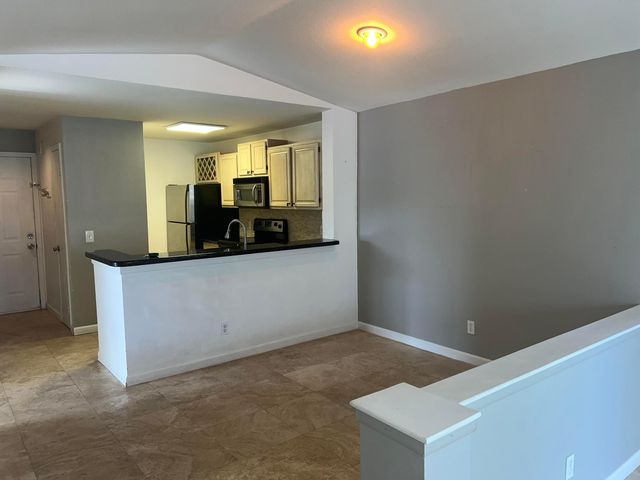 1760 PALM COVE Boulevard 5-305, Delray Beach, FL 33445
