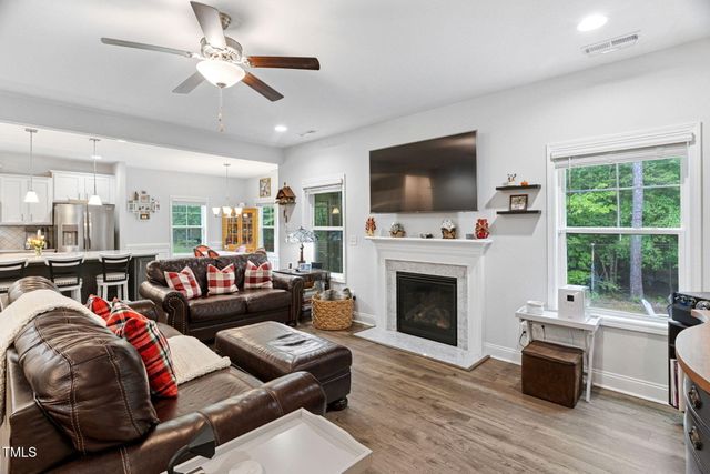 121 Roundrock Lane, Sanford, NC 27330