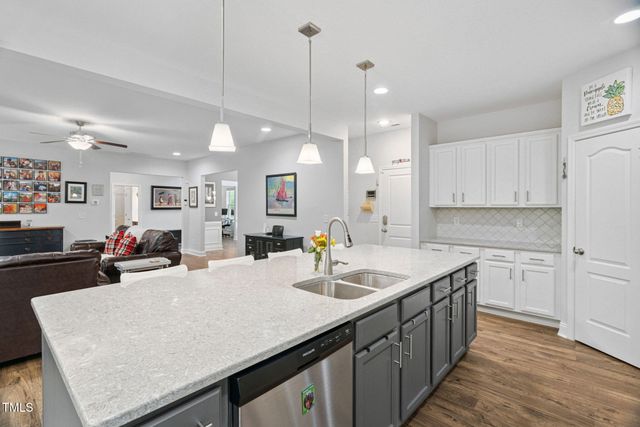 121 Roundrock Lane, Sanford, NC 27330