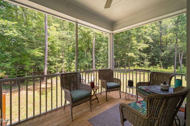 121 Roundrock Lane, Sanford, NC 27330