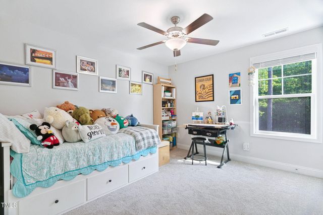 121 Roundrock Lane, Sanford, NC 27330