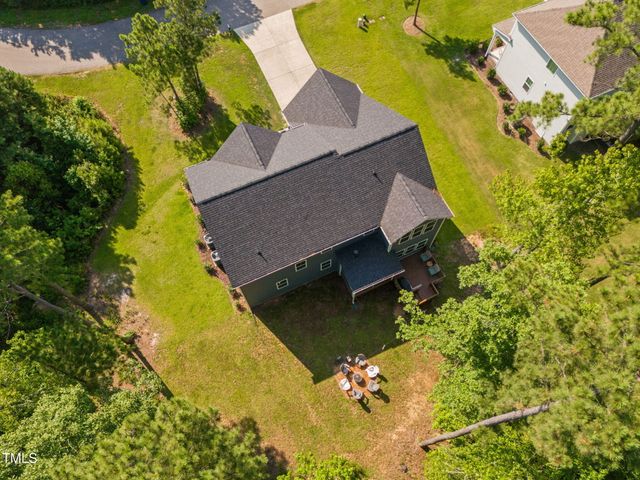 121 Roundrock Lane, Sanford, NC 27330