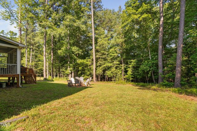 121 Roundrock Lane, Sanford, NC 27330