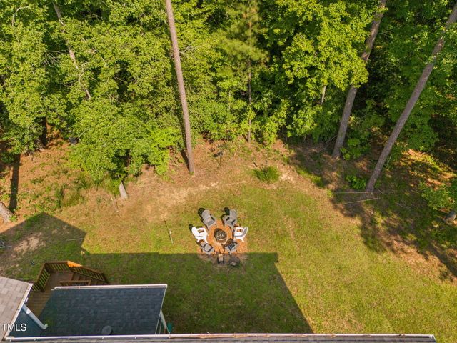 121 Roundrock Lane, Sanford, NC 27330