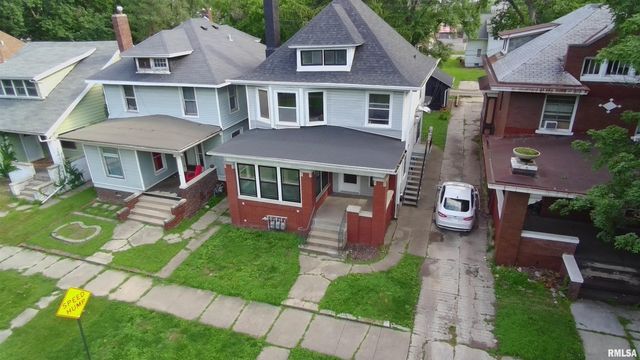 1611 W BARKER Avenue, Peoria, IL 61606