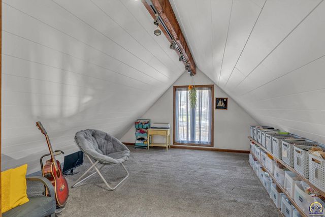 2331 SE Libra AVE, Topeka, KS 66605