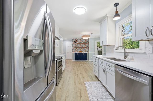 1202 Indian Trail, Apex, NC 27502