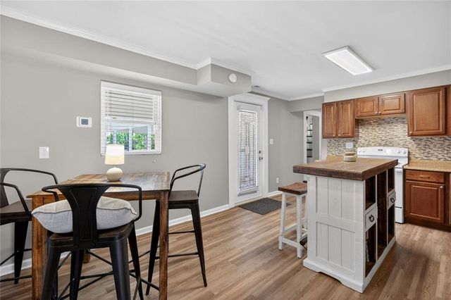 56 Eaves Drive, Temple, GA 30179