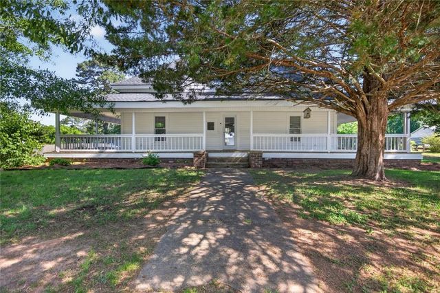56 Eaves Drive, Temple, GA 30179