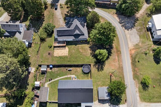 56 Eaves Drive, Temple, GA 30179