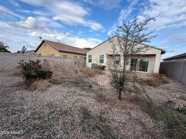 24708 N BARLEY Circle, Florence, AZ 85132