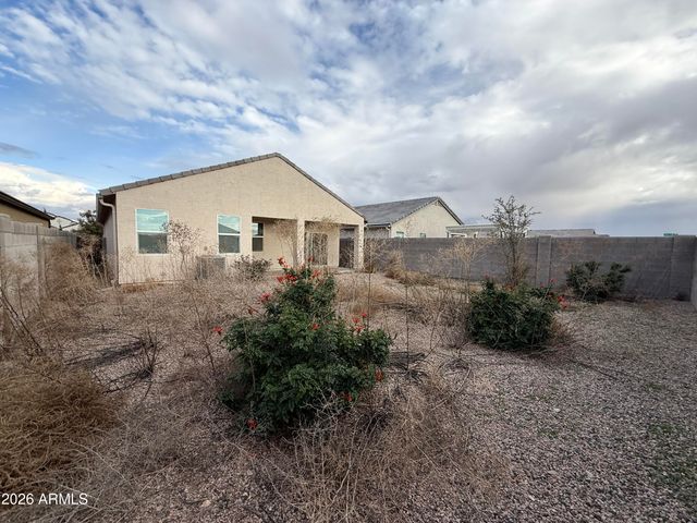 24708 N BARLEY Circle, Florence, AZ 85132