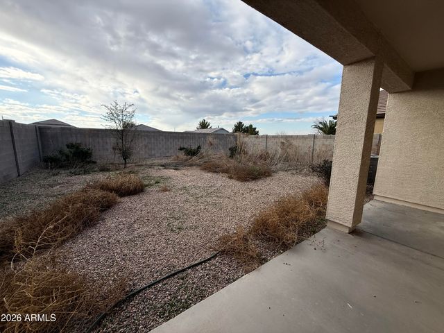 24708 N BARLEY Circle, Florence, AZ 85132