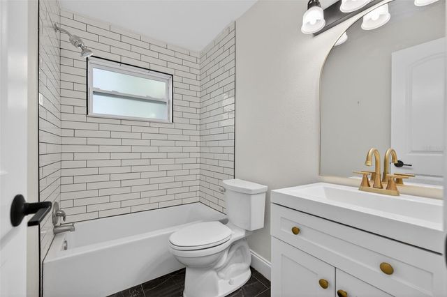 4160 19TH STREET N, St Petersburg, FL 33714