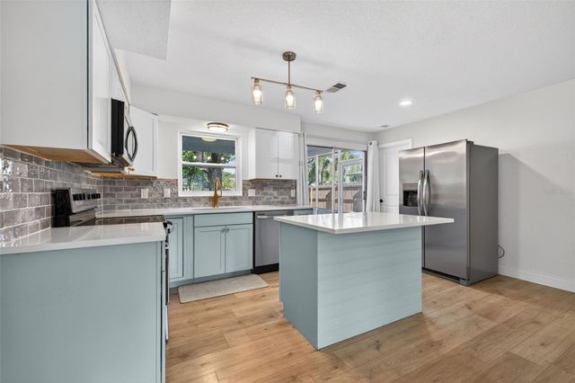 4160 19TH STREET N, St Petersburg, FL 33714