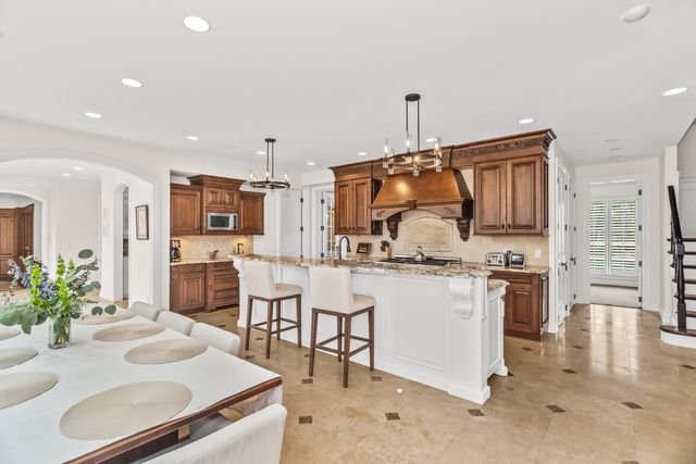 575 Stable Lane, Lake Forest, IL 60045