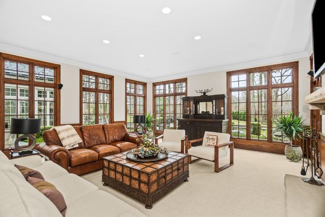 575 Stable Lane, Lake Forest, IL 60045