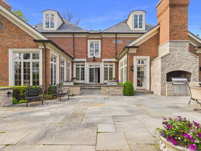 575 Stable Lane, Lake Forest, IL 60045