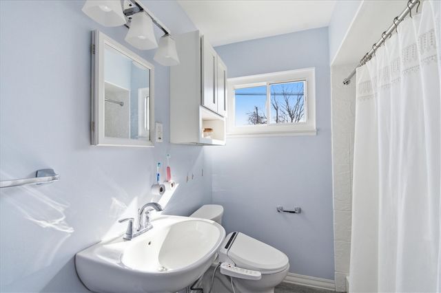 1163 Grove Road, Ypsilanti, MI 48198