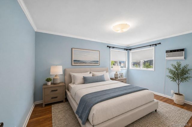 305 Glynn Street, North Babylon, NY 11703