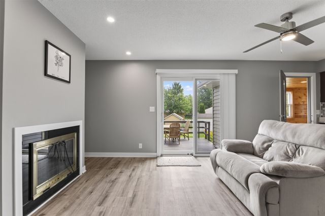 2944 Monroe Drive, Ames, IA 50010