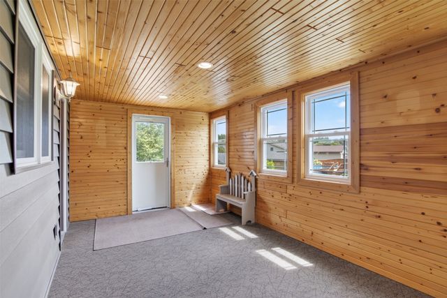 2944 Monroe Drive, Ames, IA 50010