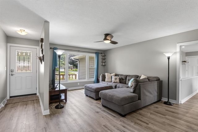 2944 Monroe Drive, Ames, IA 50010