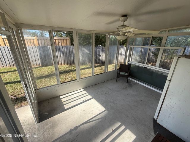 4026 CEDAR ISLAND Road E, Jacksonville, FL 32250