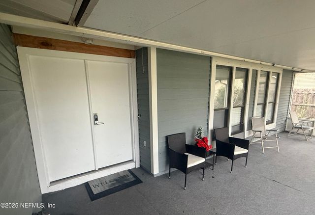 4026 CEDAR ISLAND Road E, Jacksonville, FL 32250