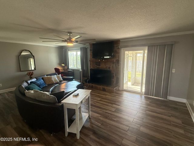 4026 CEDAR ISLAND Road E, Jacksonville, FL 32250