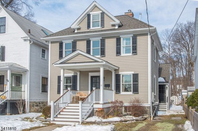 11 Hazlett St, Morristown Town, NJ 07960