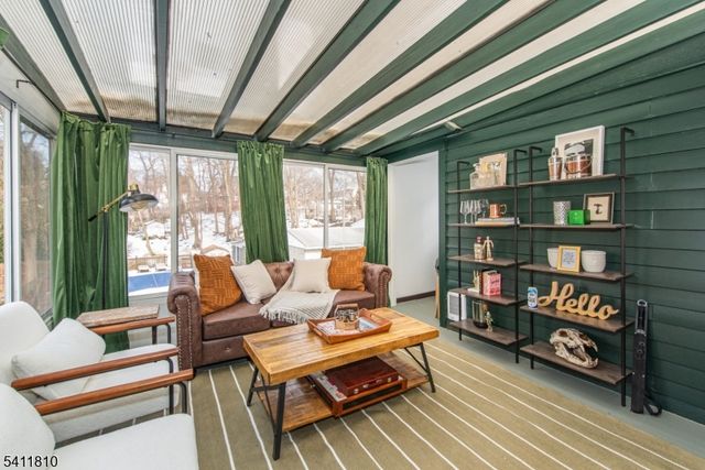 11 Hazlett St, Morristown Town, NJ 07960