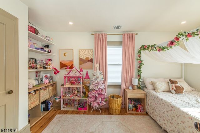 11 Hazlett St, Morristown Town, NJ 07960