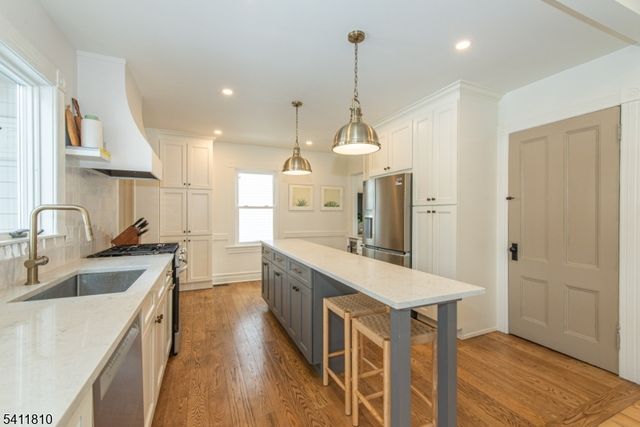 11 Hazlett St, Morristown Town, NJ 07960