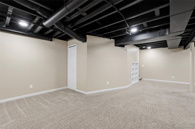 5953 High Point Court 29, Brighton Township, MI 48116
