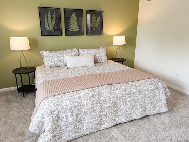 5953 High Point Court 29, Brighton Township, MI 48116