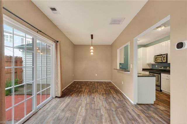 4533 Duffy DR, Virginia Beach, VA 23462